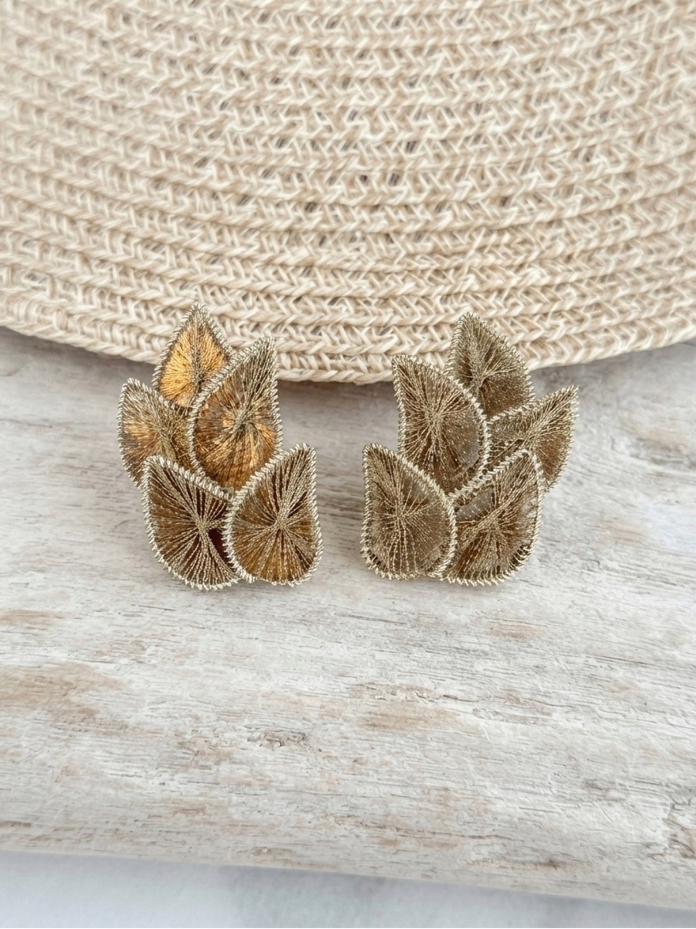 VTG 1950s Gold Bullion Wire Work Leaf Motif Clip-On Earrings, Mid-Century Modern